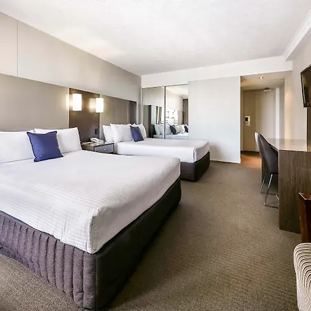 Novotel Surfers Paradise Gold Coast Exterior photo